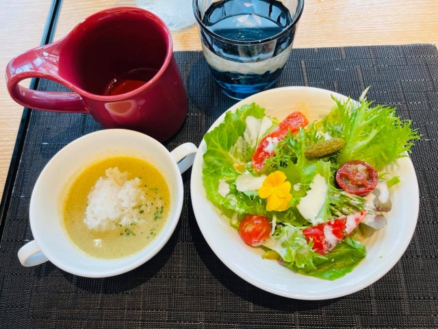 糖質制限中の食べ物を徹底解説！ダイエットのコツも教えます！